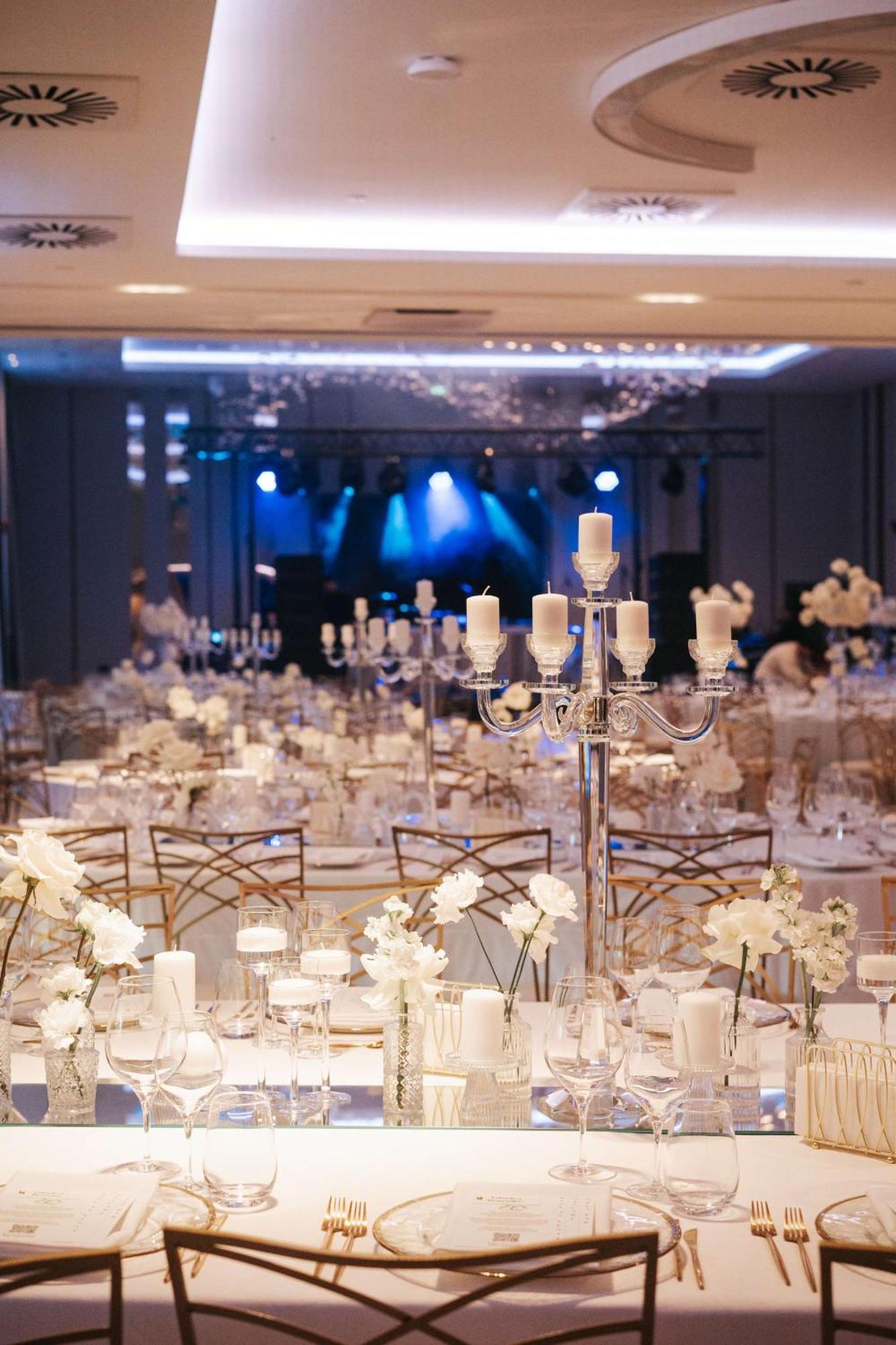 Radisson Blu Hotel, Cluj Zewnętrze zdjęcie The ballroom at the 2016 awards ceremony